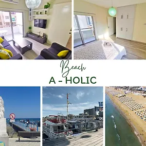 https://beach-a-holic-apartment.larnacahotels.org